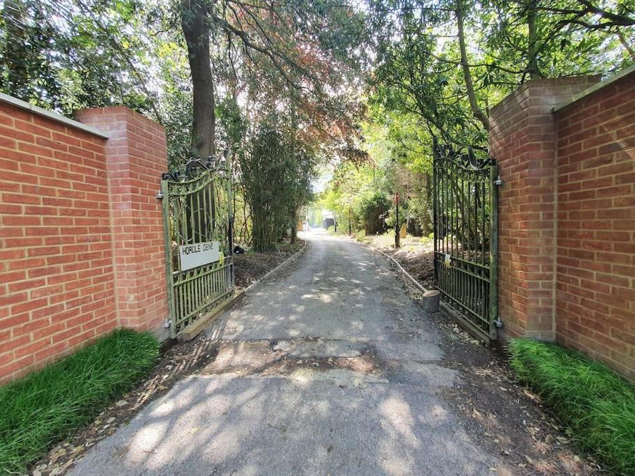 The New Forest Manor Apartment Lymington Buitenkant foto