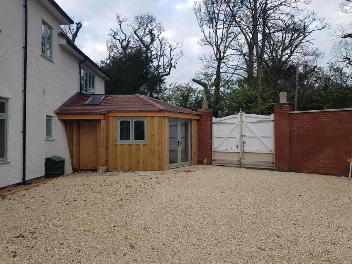 The New Forest Manor Apartment Lymington Buitenkant foto